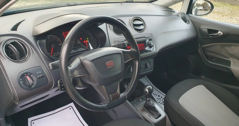 Seat Ibiza cena 23900 przebieg: 152000, rok produkcji 2012 z Mielec małe 137
